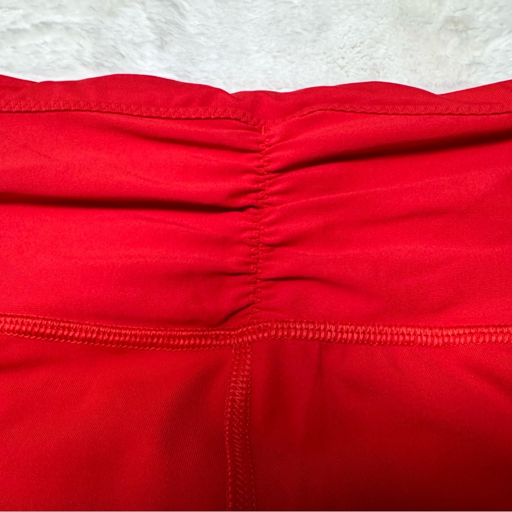 Lululemon Womens Red High Rise Ruched Stretch Mesh 17" Cropped Leggings, 10 - Picture 6 of 8